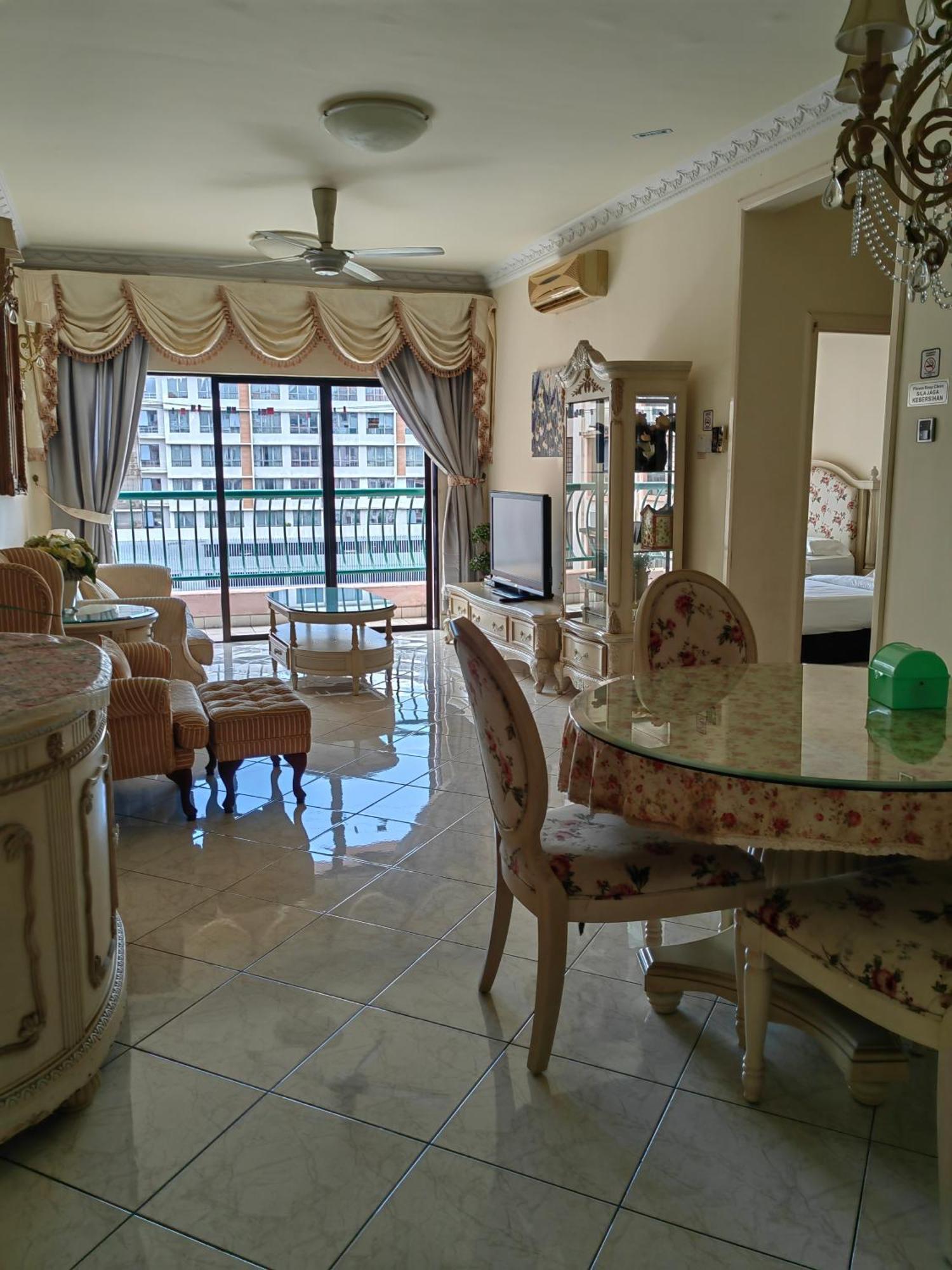 Town Condo - Marina Court Kota Kinabalu Eksteriør billede