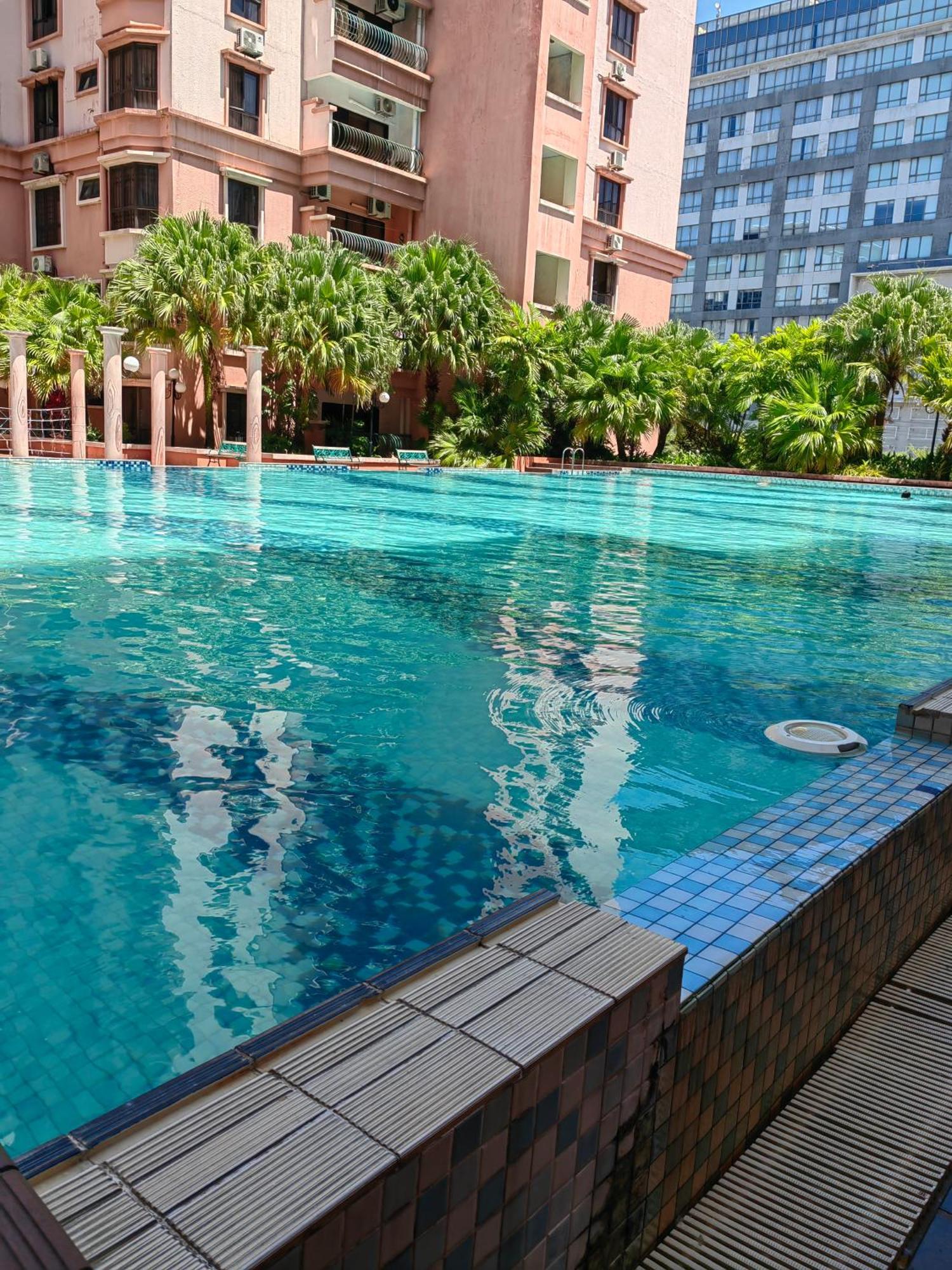 Town Condo - Marina Court Kota Kinabalu Eksteriør billede
